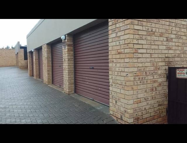 2 BEDROOM APARTMENT FOR SALE IN LILYVALE